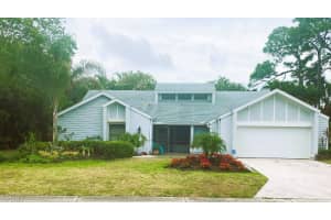 1066 S Town and River Dr, Fort Myers, FL 33919, Sold 07/25/22