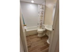 218 Nicklaus Blvd, North Fort Myers, FL 33903, Sold 07/11/22