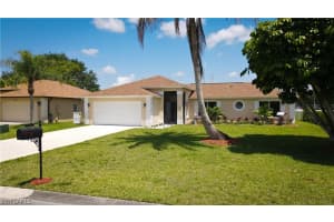 1119 Grove Dr, Naples, FL 34120, Sold 06/28/22