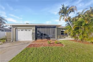 7880 Buccaneer Dr, Fort Myers Beach, FL 33931, Sold 08/24/22
