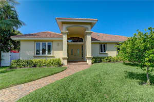 1 Lagoon Vista St, Fort Myers Beach, FL 33931, Sold 05/24/22