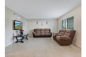 4621 Bayshore Dr, Naples, FL 34112, Sold 05/17/22
