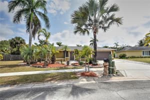 949 Adelphi Ct, Fort Myers, FL 33919, Sold 06/29/22