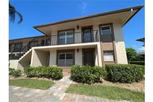 16007 Davis Rd APT 215, Fort Myers, FL 33908, Sold 04/27/22