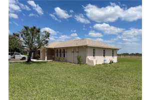 279 Richmond Ave S, Lehigh Acres, FL 33936, Sold 05/13/22