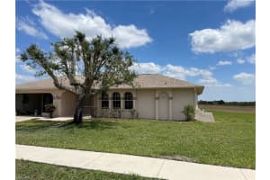 279 Richmond Ave S, Lehigh Acres, FL 33936, Sold 05/13/22