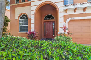 11515 Centaur Way, Lehigh Acres, FL 33971, Sold 05/06/22