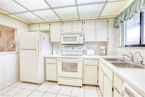2121 Collier Ave APT 517, Fort Myers, FL 33901, Sold 05/10/22