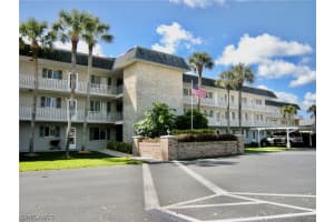 5515 Rattlesnake Hammock Rd, Naples, FL 34113, Sold 05/12/22