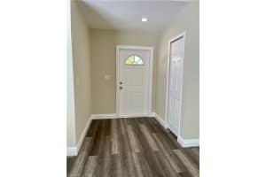 1025 Ridgeway Dr, North Fort Myers, FL 33903, Sold 04/21/22