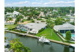 1560 Bluefin Ct, Naples, FL 34102, Sold 02/22/23