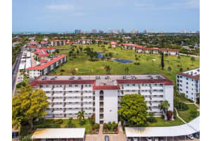 37 High Point Cir S, Naples, FL 34103, Sold 05/12/22