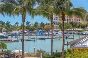 13675 Vanderbilt Dr, Naples, FL 34110, Sold 06/27/22