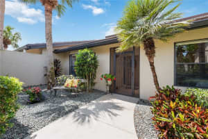 141 Cypress View Dr, Naples, FL 34113, Sold 06/03/22