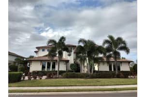 2129 Frangipani Cir, Naples, FL 34120, Sold 05/04/22