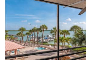 1085 Bald Eagle Dr, Marco Island, FL 34145, Sold 09/27/22