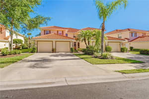 371 Robin Hood Cir, Naples, FL 34104, Sold 05/20/22