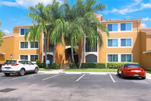1210 Reserve Way, Naples, FL 34105, Sold 05/11/22