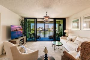910 Huron Ct, Marco Island, FL 34145, Sold 06/30/22