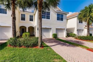1024 Hampton Cir, Naples, FL 34105, Sold 05/13/22
