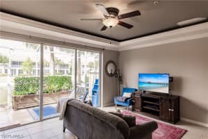 1024 Hampton Cir, Naples, FL 34105, Sold 05/13/22