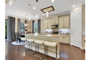 16242 Aberdeen Wy, Naples, FL 34110, Sold 11/03/22