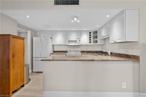 1900 Clifford St APT 103, Fort Myers, FL 33901, Sold 05/27/22