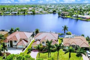 1944 Four Mile Cove Parkway, Cape Coral, FL 33990 - MLS#222028752