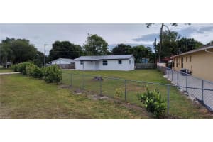 5306 Confederate Dr, Naples, FL 34113, Sold 08/15/22