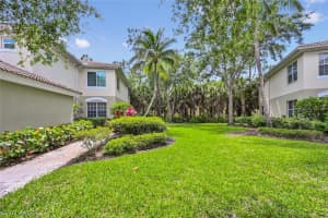 1728 Tarpon Bay Dr S, Naples, FL 34119, Sold 07/14/22