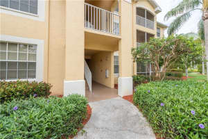 4720 St Croix Ln APT 128, Naples, FL 34109, Sold 06/14/22