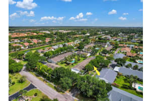 10804 King George Ln, Naples, FL 34109, Sold 06/08/22