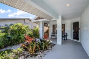 838 97th Ave N, Naples, FL 34108, Sold 05/19/22
