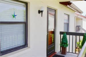 9295 Lake Park Dr APT 202, Fort Myers, FL 33919, Sold 06/22/22