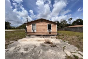 444 Redlin St, North Fort Myers, FL 33903, Sold 05/25/22