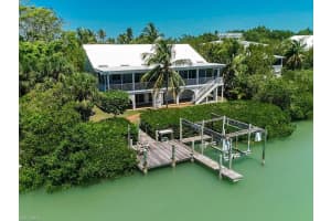 2658 Coconut Dr, Sanibel, FL 33957, Sold 08/01/22