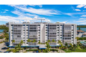 8401 Estero Blvd, Fort Myers Beach, FL 33931, Sold 07/15/22