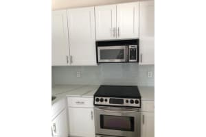 3646 Pine Oak Cir APT 102, Fort Myers, FL 33916, Sold 05/09/22