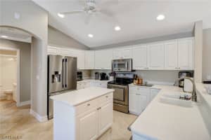 1119 Jardin Dr, Naples, FL 34104, Sold 05/13/22