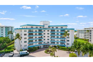 220 Seaview Ct, Marco Island, FL 34145, Sold 05/13/22