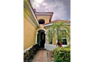 9625 Deepwater Ct, Naples, FL 34109, Sold 06/28/22