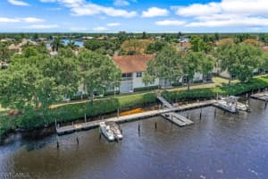 242 Newport Dr, Naples, FL 34114, Sold 06/14/22