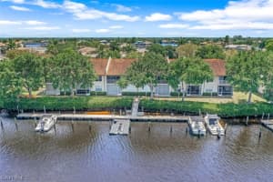 242 Newport Dr, Naples, FL 34114, Sold 06/14/22