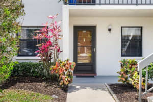 9295 Lake Park Dr, Fort Myers, FL 33919, Sold 06/07/22