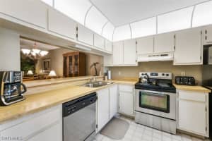 9295 Lake Park Dr, Fort Myers, FL 33919, Sold 06/07/22