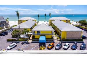 5560 Estero Blvd, Fort Myers Beach, FL 33931, Sold 06/17/22