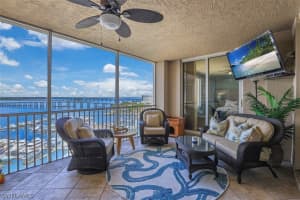 2090 W First St G1207, Fort Myers, FL 33901, Sold 06/01/22