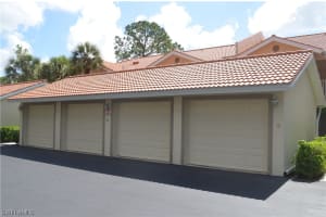 305 Robin Hood Cir, Naples, FL 34104, Sold 06/17/22