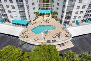 13105 Vanderbilt Dr, Naples, FL 34110, Sold 06/24/22