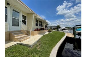 5567 Sir Walters Way #584, North Fort Myers, FL 33917, Sold 06/06/23